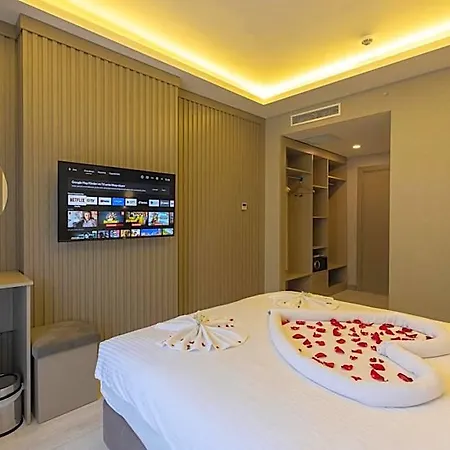 Hotel The Galata Glory